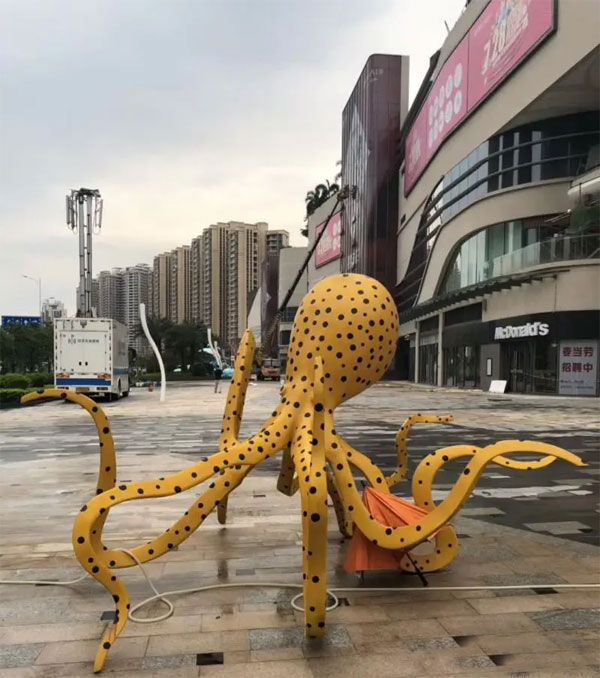 合肥不锈钢镂空章鱼雕塑